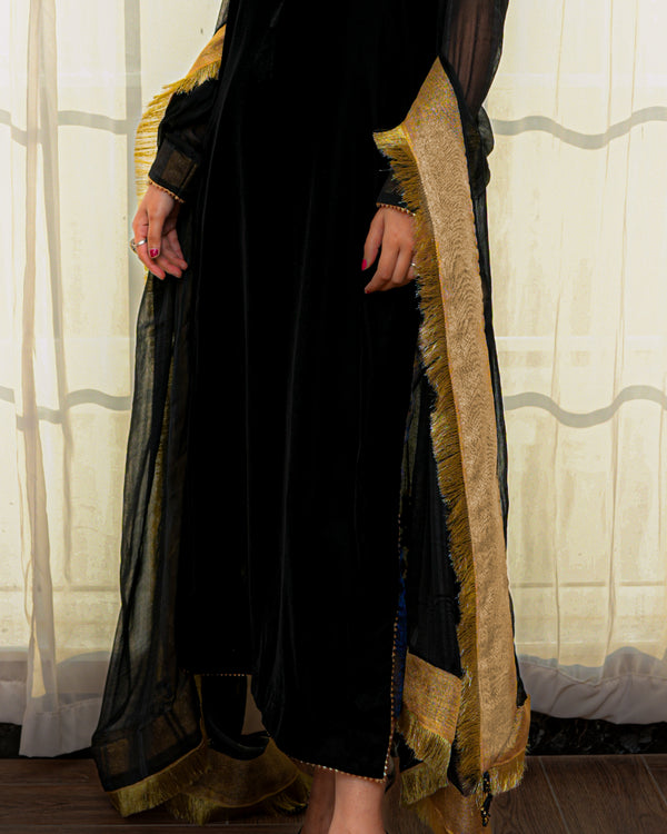 black chiffon dupatta