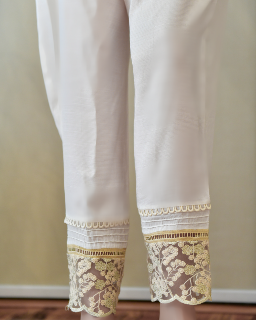 Top Cigarette Pants