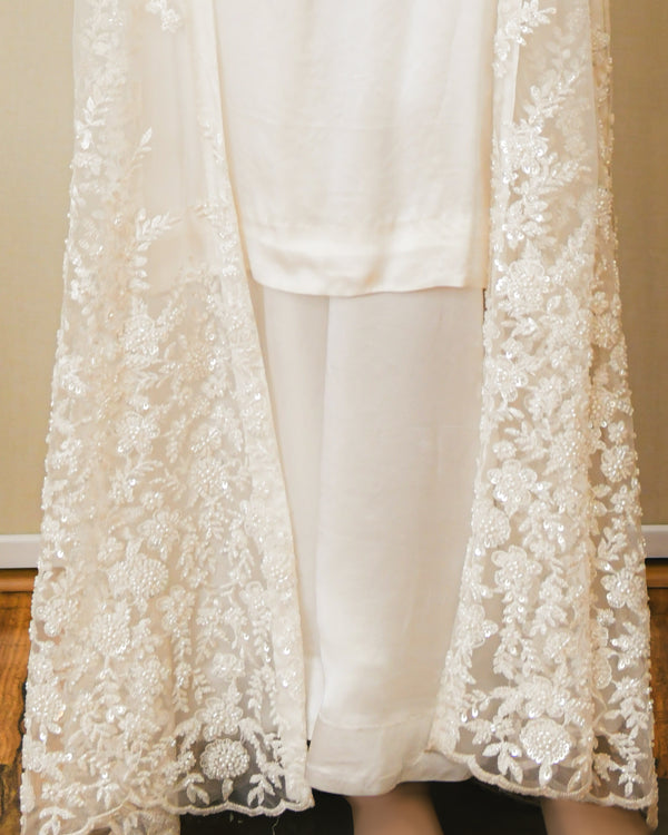 white palazzo with lining